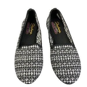 Skechers Women's Size 9.5 Shoes Cleo Round Our Moment Knit B&W, Rare Design